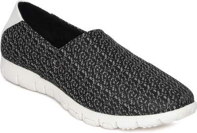 

SCENTRA Slip On Sneakers For Men(Multicolor, Grey