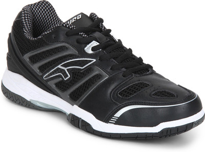 furo tennis shoes