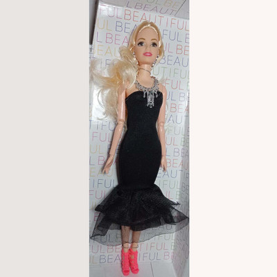 

eEdgeStore Foldable Doll(Black)