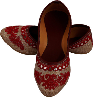 

DFR Gold glitter with mirror work Jutis For Women(Maroon