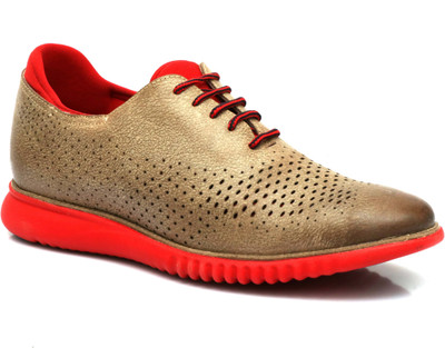 

Hitz Brown Leather Casual shoes Casuals For Men(Brown
