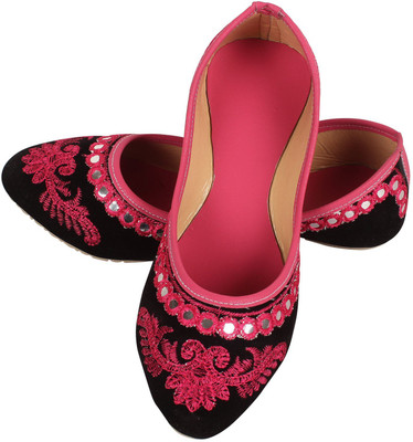 

DFR Velvet Jutis For Women(Pink, Black