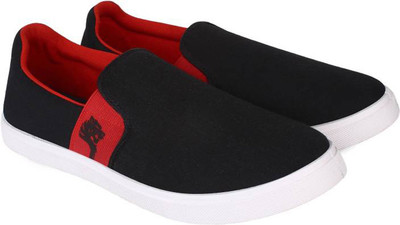 

Aero Canvas Sneakers For Men(Black, Red