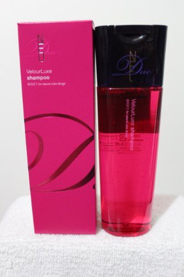 

Tayongpo DeesseS Neu Due Velourluxe Shampoo(200 ml)