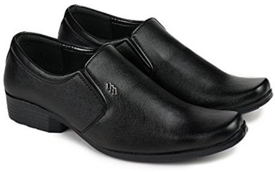 

Kajmi Slip On For Men(Black