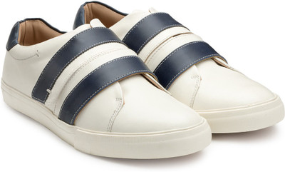 

Escaro Men's Casual Sneakers For Men(White
