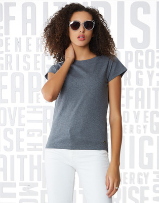 METRONAUT Solid Women Round Neck Grey T-Shirt