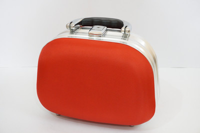 

APF COLLECTION C-38 SOFTLY FOLDING SYSTEM, EASY TO CARRY, LATEST DESIGN, LIGHT WEIGHT Vanity Box(Red)