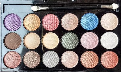 

Flikerway 17 Color Eyeshadow Palette 36 g(01)