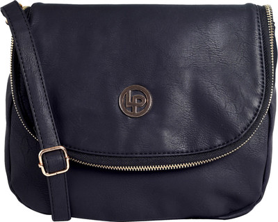 

Lino Perros Sling Bag(Black)