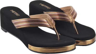 METRO Women Gold Wedges
