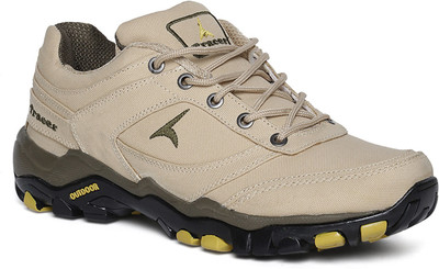 tracer running shoes