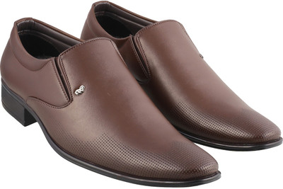 

Walkway Trendy Slip On For Men(Brown, 12;brown