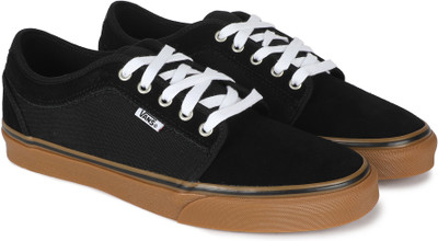 

Vans Chukka Low Sneakers For Men(Black, White