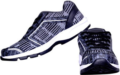 

CRV EL Hall Black Running Shoes For Men(Black