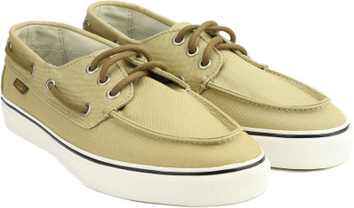 35 OFF on VANS Chauffeur SF Boat Shoe For Men Copper on Flipkart