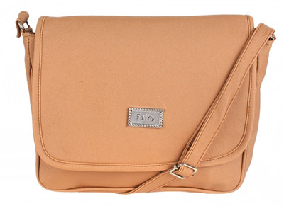 

Aliado Women Beige Leatherette Sling Bag