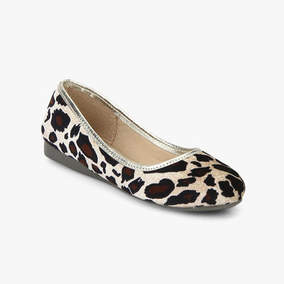 

Glitzy Galz Girls Slip on Ballerinas(Gold, Beige
