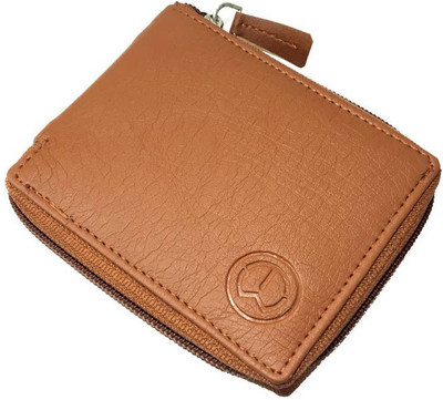 

TnW Casual Tan Clutch