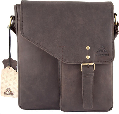 

MASSIF99 Sling Bag(Brown)