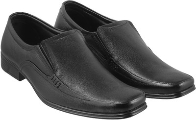 

Metro Trendy Slip On For Men(Black, 11;black