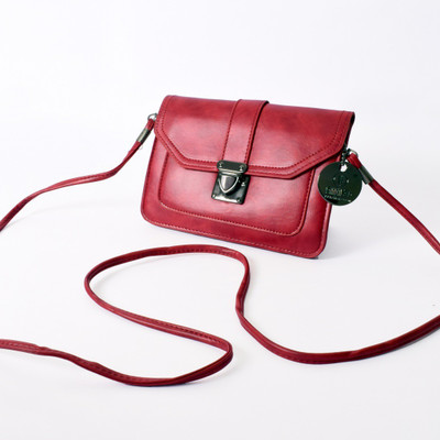 

RHHENSO Women Maroon PU Sling Bag