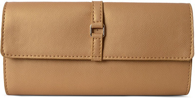 

Baggit Casual Gold Clutch