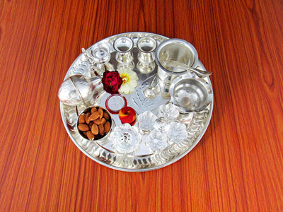 

GoldGiftIdeas 12 Inch Aishwarya Silver Plated(Silver)