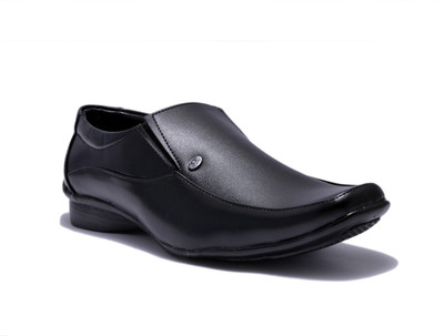 44% OFF on Sir Corbett Orchid Slip On Shoes For Men(Black) 44% OFF on Sir Corbett Orchid Slip On Shoes For Men(Black)
