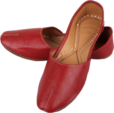 

DFR Punjabi Jutis For Men(Maroon, Cherry