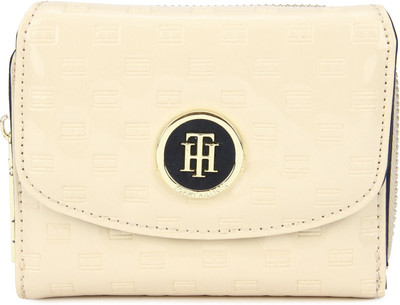

TOMMY W-SLG Girls Beige Artificial Leather Wallet(6 Card Slots)