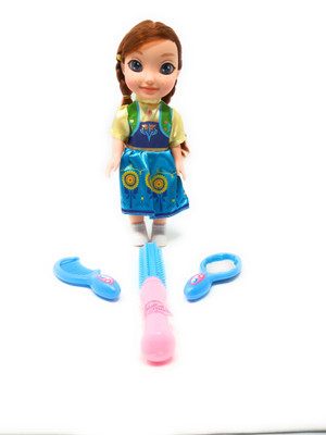 

Akrobo Doll With Moving Body Parts and Hair Accessory(Yellow, Green)