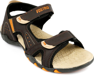 

Vostro Men Brown Casual