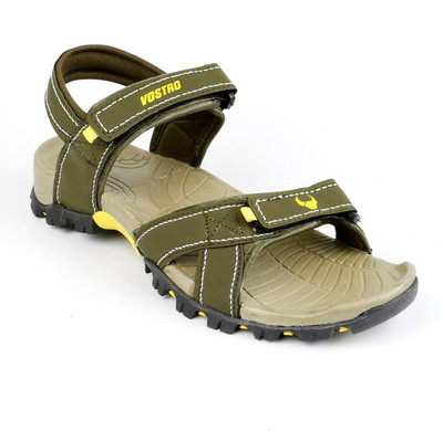 

Vostro Men Olive Casual