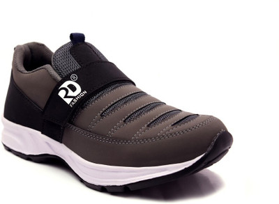 

RD Fashion Slip On Sneakers For Men(Brown