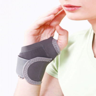 

Tynor Wrist Brace With Thumb Wrist Support(Grey