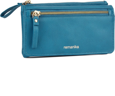 

Remanika Casual Blue Clutch