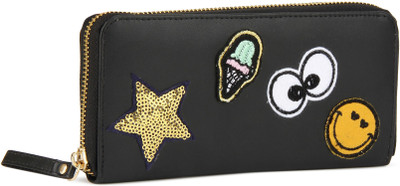 

Remanika Casual Black Clutch