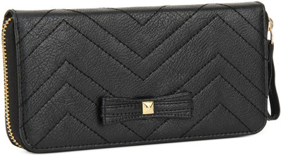 

Chemistry Casual Black Clutch