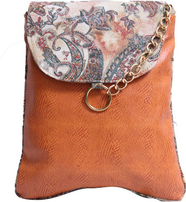 

LandLord Sling Bag(Tan)