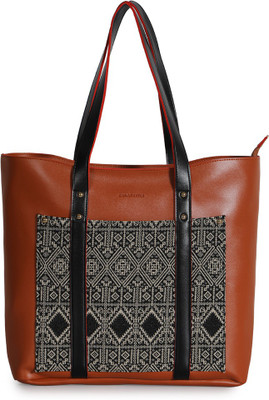 

Kanvas Katha Tote(Multicolor)