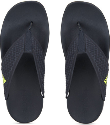 

ADIDAS Boys & Girls Slip On Slipper Flip Flop(Blue, Conavy/sesoye/ftwwht