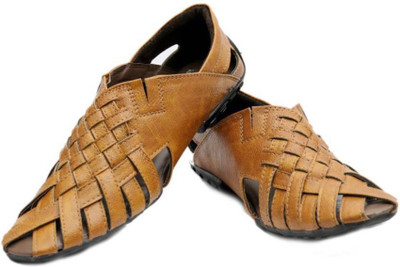 

Fundonyx Men TAN Sandals