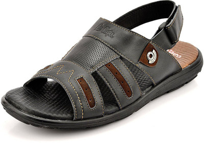 

Lee Cooper Men Black Casual