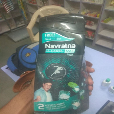 

navratna i cool 8901248121354(400 g)