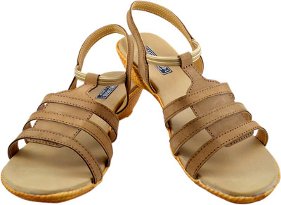 

Leatherwood1 Women Beige Heels
