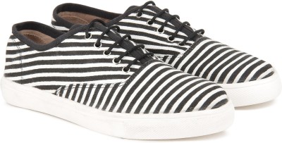 

Miss CL By Carlton London Miss CL Canvas Shoes For Women(Black, White, Blue/wht