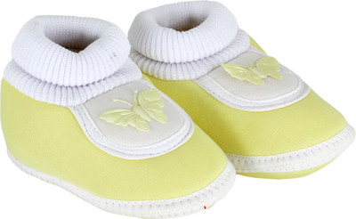 

Neska Moda Butterfly 0 To 12 Month Baby Booties(Toe to Heel Length - 11 cm Yellow)