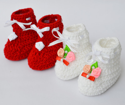 

Love Crochet Art Set of 2 cute crochet baby booties for 0 to 6 month baby Booties(Toe to Heel Length - 8 cm White, Red), Red;white