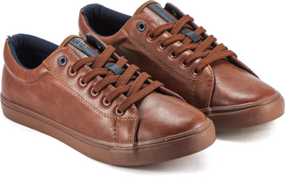

DeVEE Wear Me Front Row Plain Brown Sneakers For Men(Brown